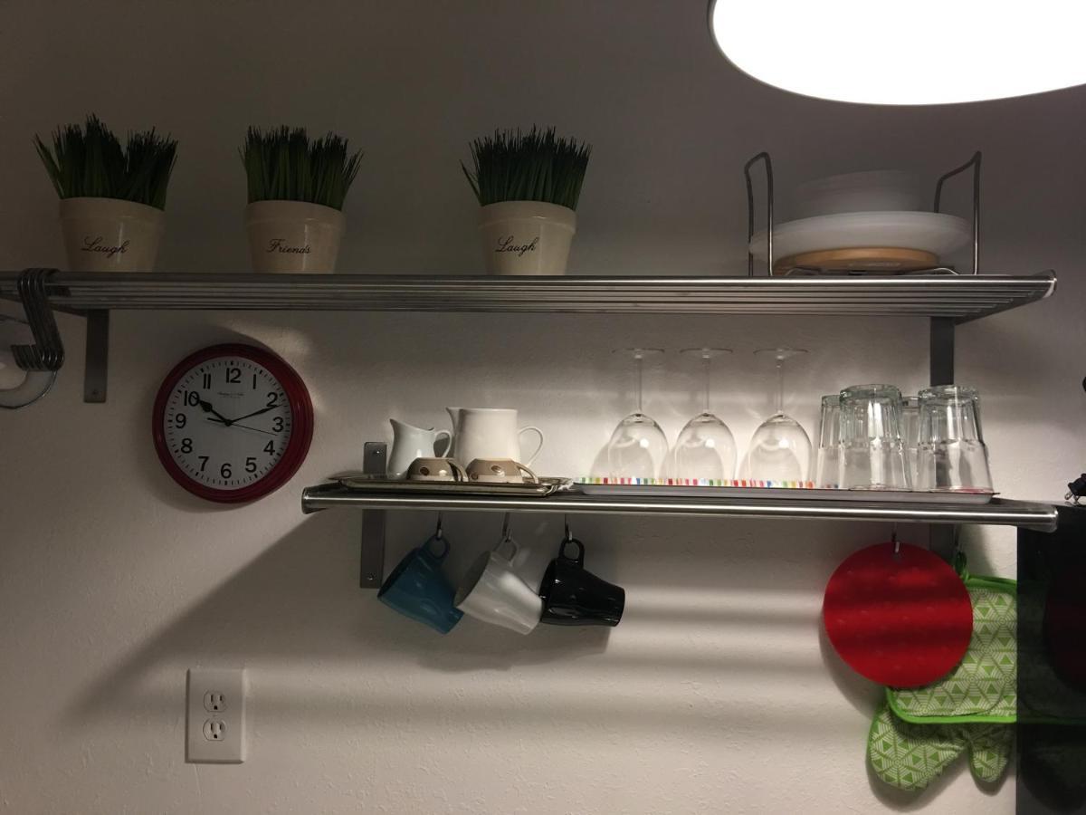 Private Studio Blocks From Coconut Grove Маями Екстериор снимка