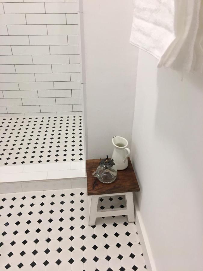 Private Studio Blocks From Coconut Grove Маями Екстериор снимка